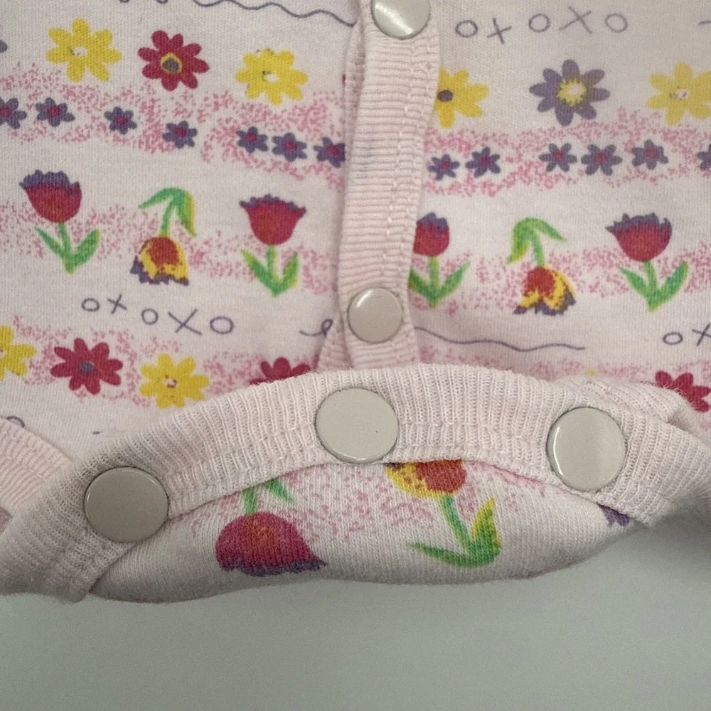 Vintage McBaby Girls Pink Bodysuit Snap Front Flowers & Tulips XOXO 3-6 Months